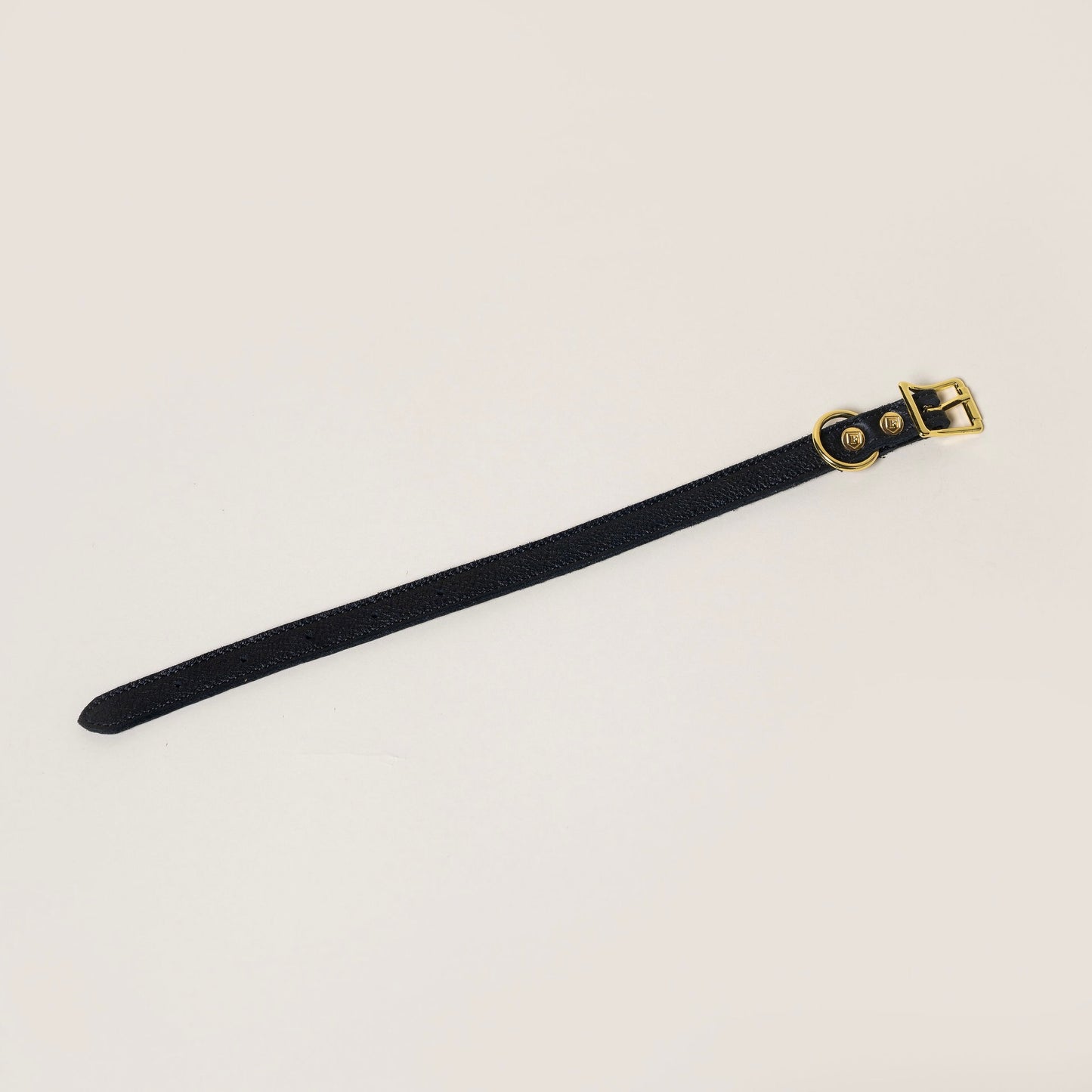 Crescent Bone Classic Pet Collar